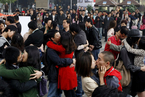 北京举办千人接吻大赛 雇佣百余大学生