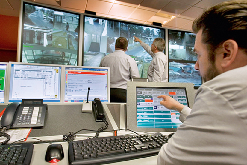 西门子位于德国爱尔兰根的安全中心全天都有人值班，负责协调公司的应急工作。_工业化创新