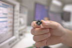 美科学家发明“自组装”技术 预言7纳米级芯片