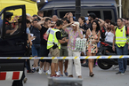 西班牙巴塞罗那发生恐袭 货车碾压行人致13人死亡