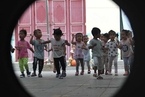 卢迈：中国农村还缺40万个幼儿园