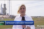 SpaceX重型火箭即将首发 运载能力为现役火箭中最大
