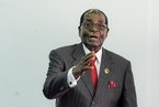被逼下台后余恨未消 穆加贝扬言与津巴布韦反对党联手