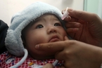 江苏金湖通报百名儿童接种过期疫苗事件：副县长等17人被处理