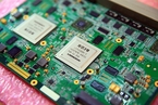 国产CPU龙芯完成网上申购  预计募资缩水10.5亿元