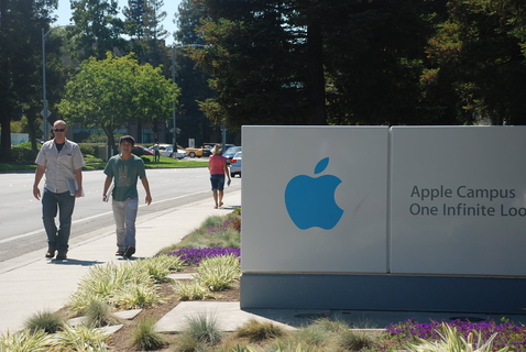 苹果无人车获加州自动驾驶路测许可