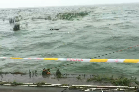 【直播回放】台风尼伯特将至 无锡宜兴太湖沿岸启动防范预案