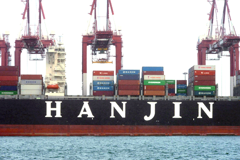 韩进海运获母公司注资 船舶仍被各港口扣押