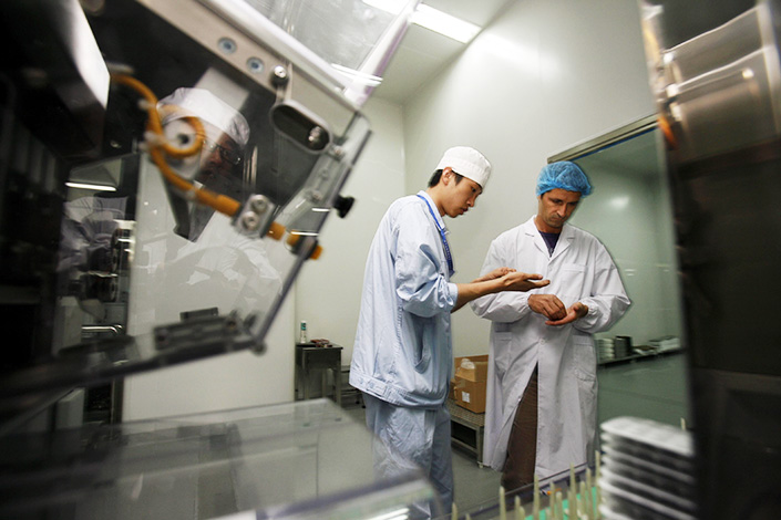 North China Pharmaceutical Co. resumed production on Monday after a monthlong shutdown because of smog. The closure cost the company 11 million yuan in profit. Photo: IC