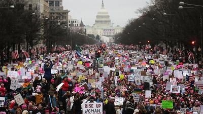全球多个地区爆发女性反特朗普游行