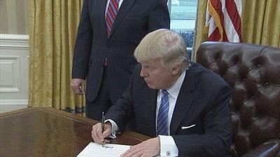 特朗普签署行政令 正式宣布美国退出TPP