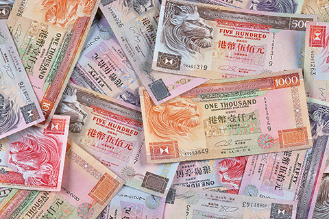 香港金管局13年来首次入市干预弱港元