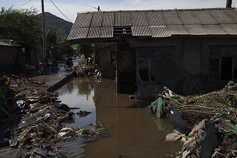 吉林中东部洪水灾害已造成18人死亡18人失踪