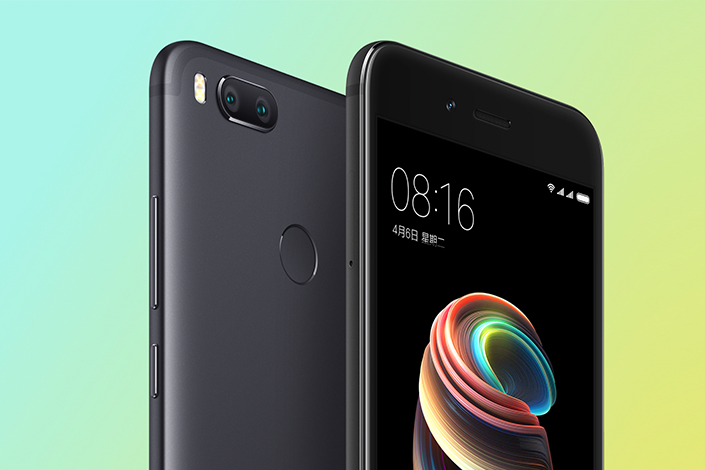 Xiaomi Inc.'s new cellphone model, the Mi 5X, was unveiled Wednesday concurrently with the company's rollout plan of its new brick-and-mortar store network. Photo: Xiaomi Inc.