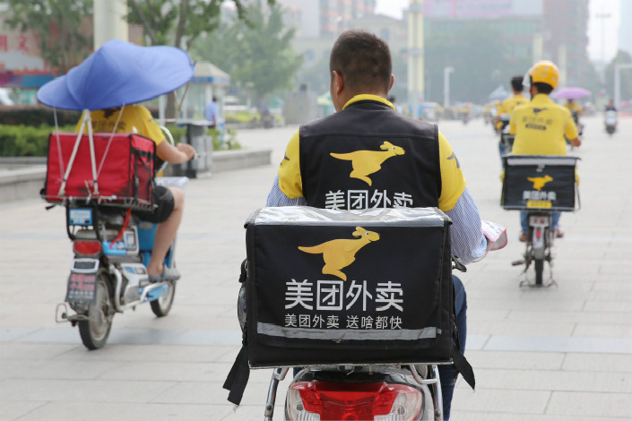 Prior to the recent case of the meal-scoffing deliveryman, a video went viral in February showing Meituan drivers brawling with their Ele.me rivals in a Zhejiang province city. Photo: IC