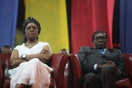 穆加贝和妻子遭津巴布韦执政党罢黜党内职务 原副手上位