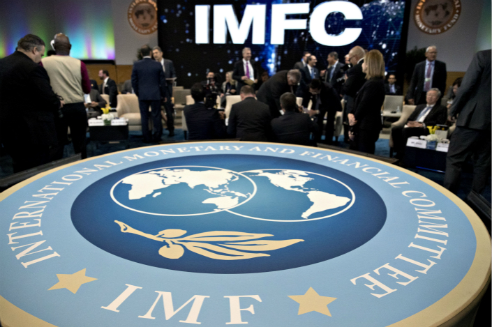 Attendees wait to begin an International Monetary Fund Committee (IMFC) plenary session at the International Monetary Fund (IMF) and World Bank Group Annual Meetings in Washington, D.C. on Oct. 14. Photo: Visual China