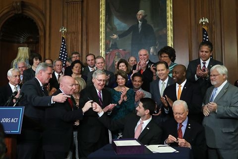 庆祝税改法案通过 多家美企为员工加薪并增加在美投资