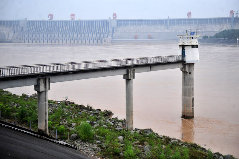 Three Gorges operates the world’ largest hydro-electric power plant, the Three Gorges Dam spanning the Yangtze River. Photo: VCG