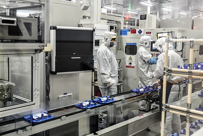 A lithium-battery assembly line is seen at a factory of Contemporary Amperex Technology Co. Ltd. in Ningde, Fujian province, on Jan. 10. Photo: VCG