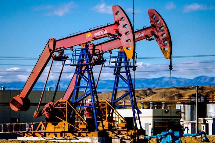 Oil derricks pump crude at a CNPC oil field in northwestern China's Xinjiang region in October 2016. Photo: IC