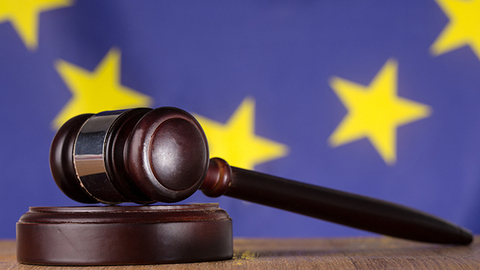 欧盟法律不支持 “红底鞋”专利或将梦碎
