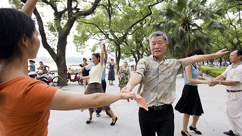 北京施行新规，“广场舞”扰民或受治安处罚