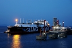 新奥舟山LNG接收站首船天然气到港 外输设施仍待解