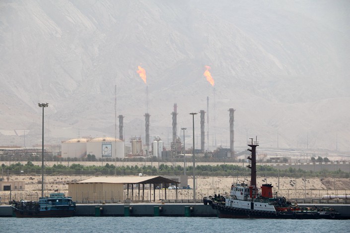 Natural-gas refinery facilities are seen in the Pars Special Economic Energy Zone in Assaluyeh, Iran, on the Persian Gulf coast in July 2016. Photo: IC