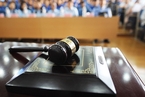 江西退休法院干部诽谤罪案二审遇波折 律师被当庭解聘