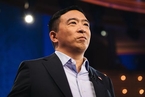 首位华裔在美民主党初选登台 杨安泽能走多远？