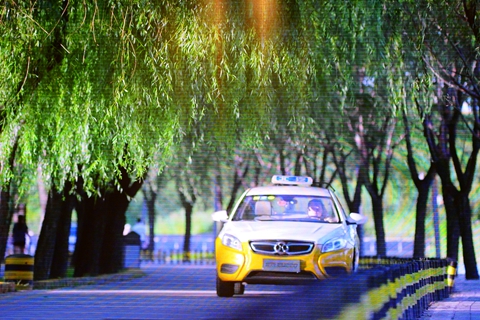 北京计划分阶段将出租车替换为电动车