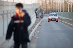 能源内参|北京计划分阶段将出租车替换为电动车；中国最长运煤专线蒙华铁路完成全线铺轨