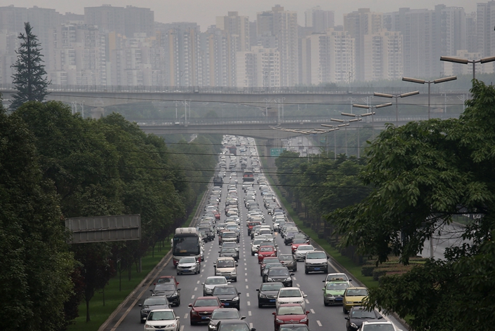 So far only Guangzhou and Shenzhen have taken specific steps to issue more license plates. Photo: VCG