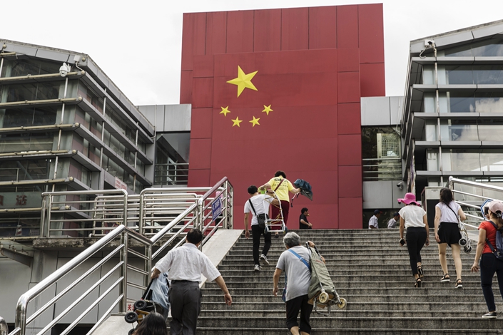 A border crossing facility at the Sha Tou Jiao Port of Shenzhen, China, on Friday, May 18, 2018.  Photo: Bloomberg