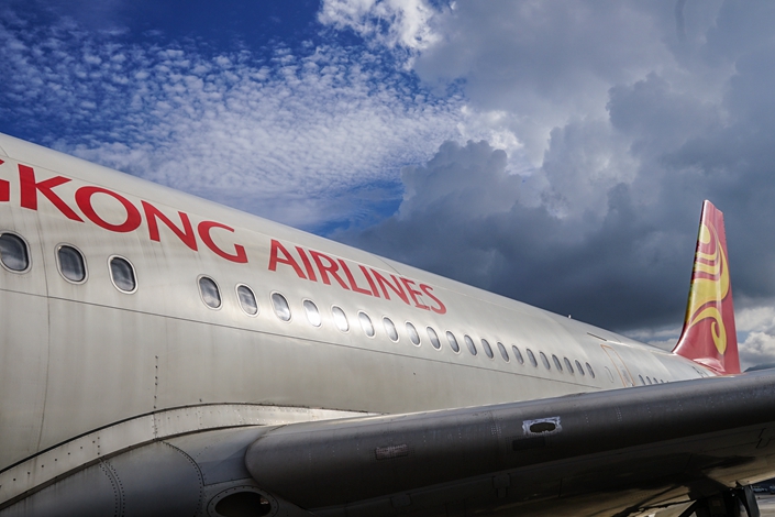 An Hong Kong Airlines jet sits at Hong Kong International Airport in November 2015. Photo: VCG