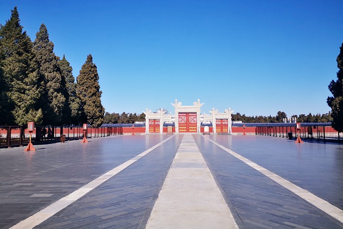 Beijing’s usually crowded Temple of Heaven remains empty in February. Photo: Li Xin/Caixin