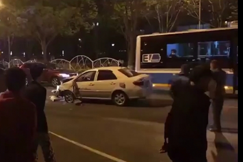 北京西城一犯罪嫌疑人驾车撞4人 造成2死2伤