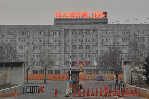 哈尔滨再增8名新冠感染者 两家医院缘何成“重灾区”？