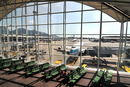 香港、新加坡机场6月起恢复中转 回国订单激增
