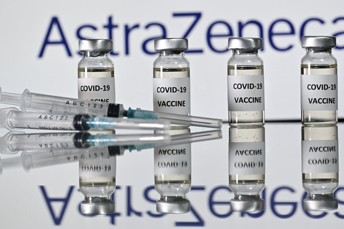 Vials with Covid-19 vaccine Photo: Bloomberg