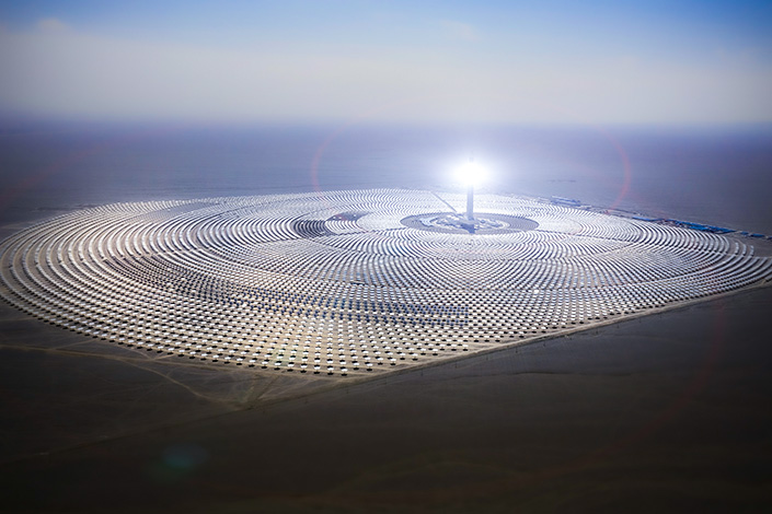 A photothermal power station in Hami, Xinjiang Uyghur autonomous region, on June 16. Photo: VCG