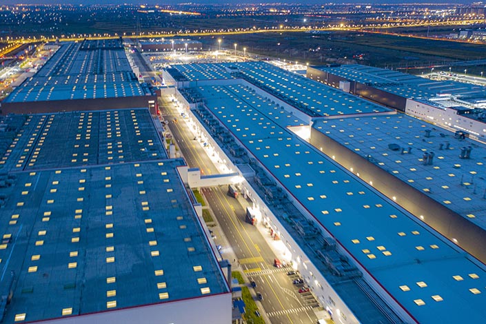 A view of Tesla’ super factory in the Lingang industrial zone in Shanghai on Friday. Photo: VCG