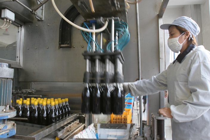 An employee works at a Hengshun Vinegar Industry factory in Zhenjiang, East China’s Jiangsu province. Photo: VCG
