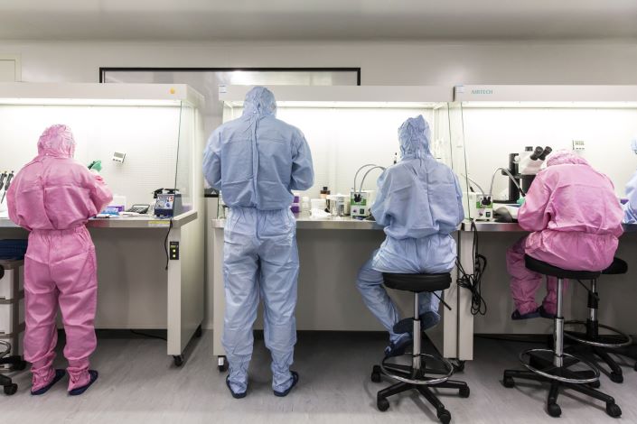 Technicians work inside a laboratory at a Cyagen Biosciences Inc. facility in Taicang, East China’s Jiangsu province, in March 2019. Photo: Bloomberg