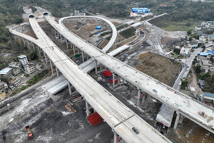 A flyover under construction on Saturday in Zunyi, Southwest China’s Guizhou province. Photo: VCG