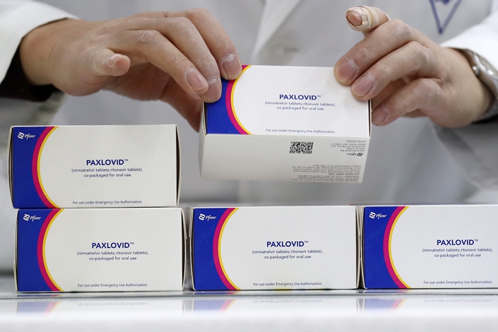 Pfizer’s oral Covid-19 Paxlovid pill was conditionally approved by the National Medical Products Administration of China on Feb. 12.  Photo: The Paper