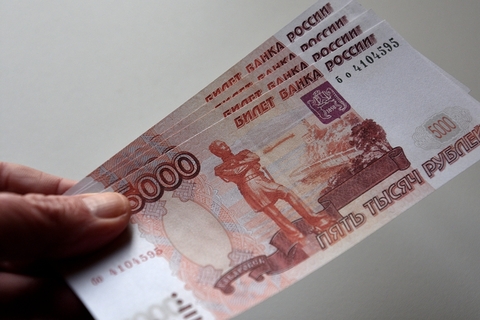 俄罗斯卢布波动，人民币兑卢布汇率波动扩大至10%