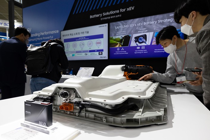 A Samsung SDI battery pack for electric vehicles is displayed at the InterBattery exhibition in Seoul on March 17. Photo: VCG