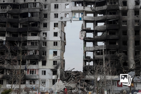 当地时间2022年4月5日，乌克兰基辅州博罗江卡区，俄乌冲突持续，当地建筑受损严重。图：Gleb Garanich/IC photo